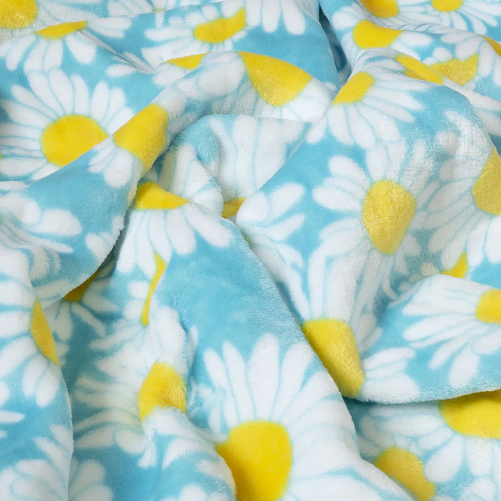 Carstens Cozies Flower Power Tavel Blanket